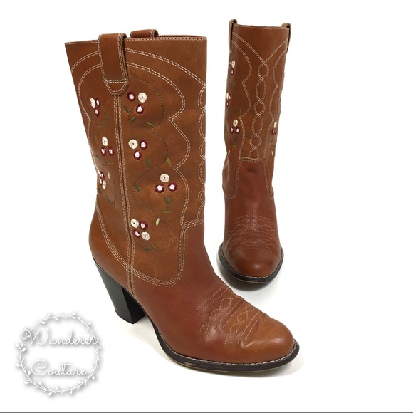 Seychelles Shoes - SEYCHELLES Floral Embroidered Western Boots
